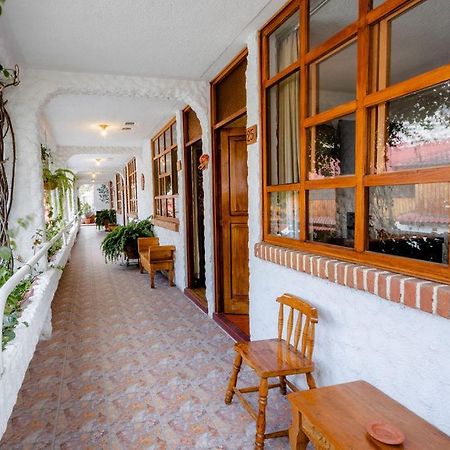 Hotel Fonda Del Sol Panajachel Kültér fotó