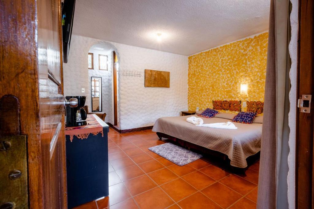 Hotel Fonda Del Sol Panajachel Kültér fotó